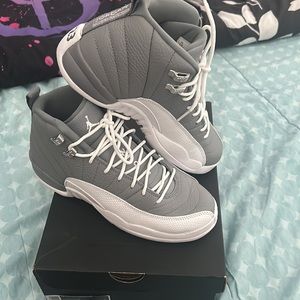 Cool grey retro 12